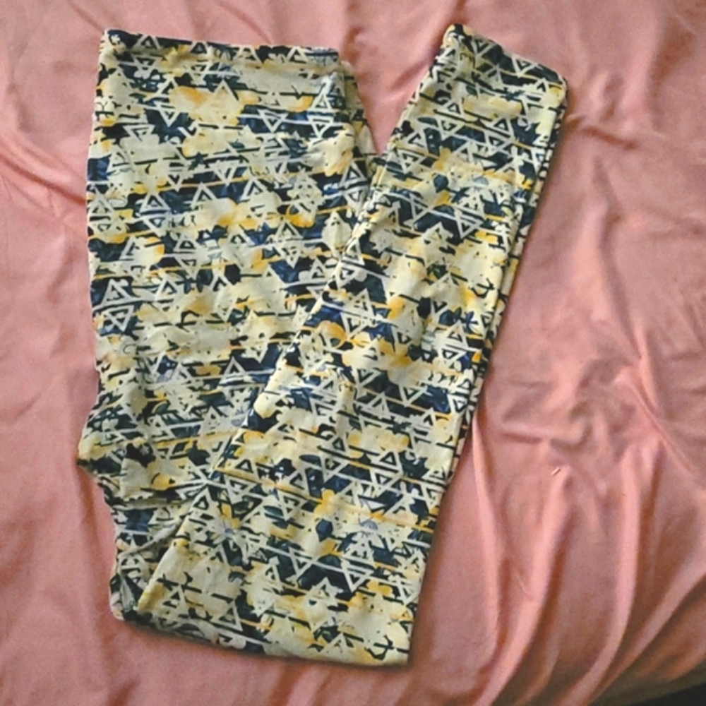 LuLaRoe Yellow/Blue Triangle/Stripe Patterned Leggings